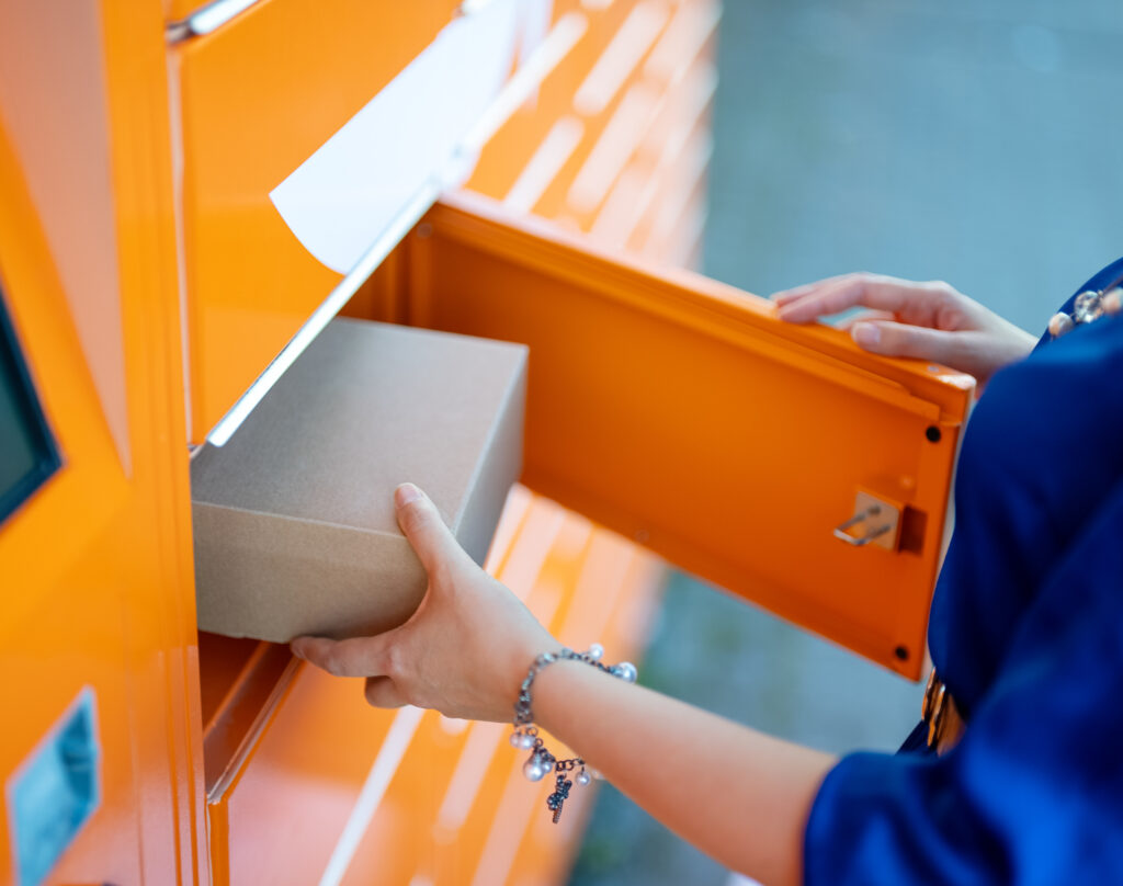 Parcel in postal locker